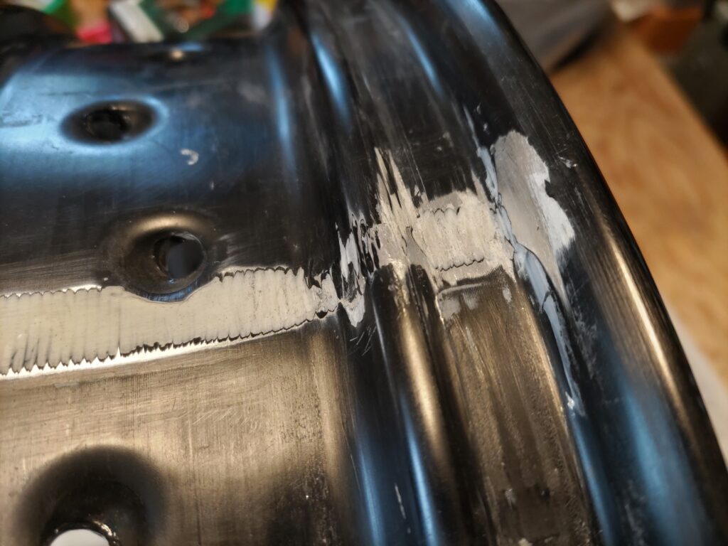 パテをうったあとに平滑化