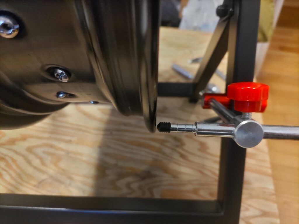 ホイールバランサーの振れ確認ガイド