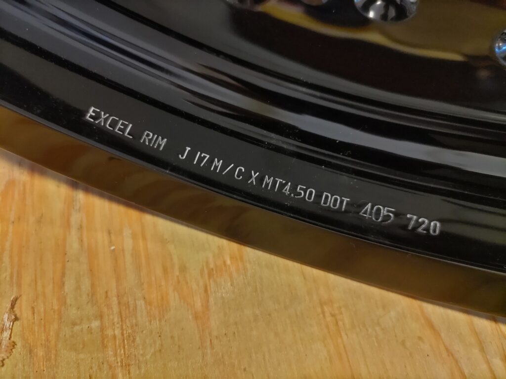 EXCEL RIM 17inch MT4.5J