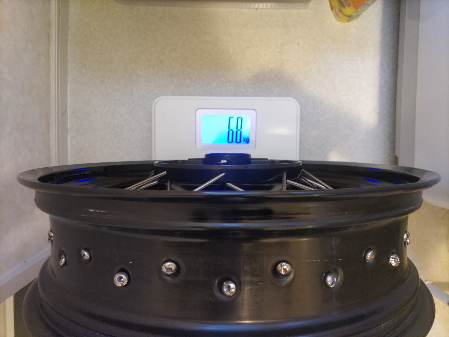 アルミリム化したホイール単体重量　6.8㎏